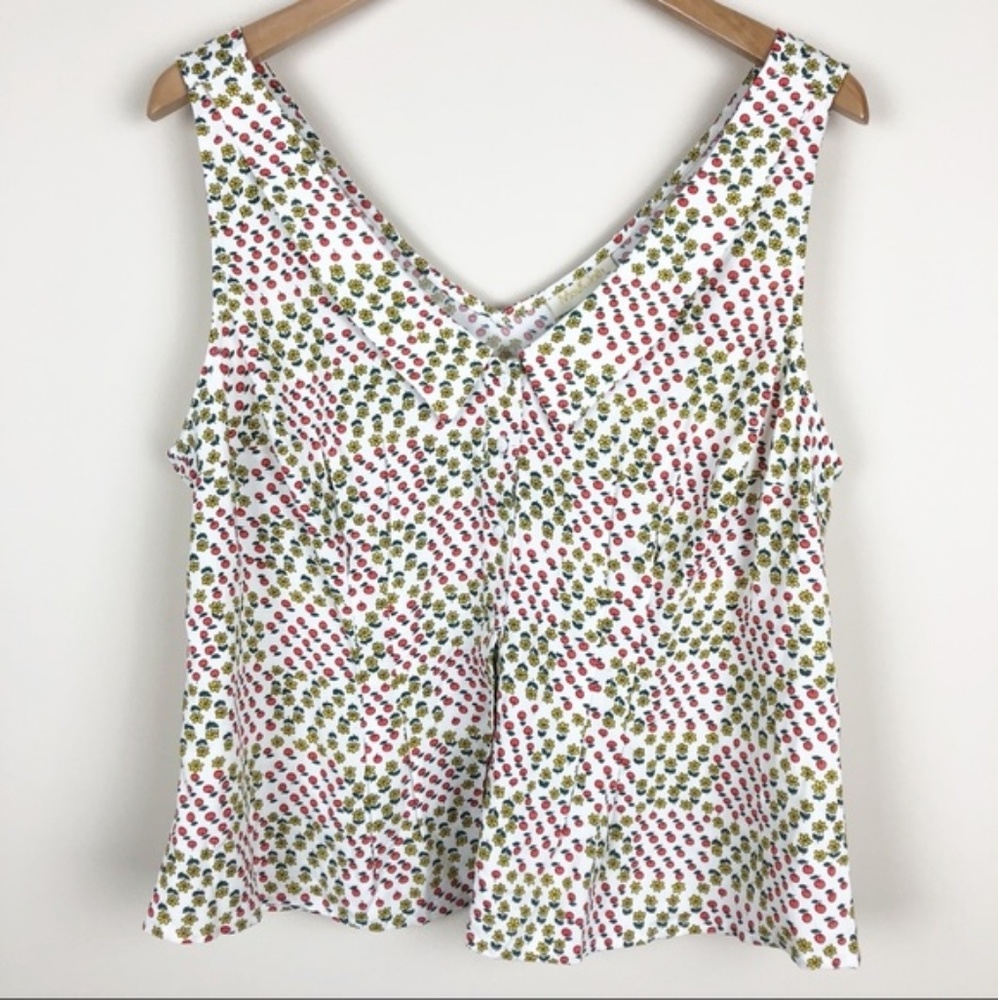 Modcloth flower cherry button tank